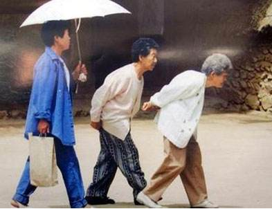 骨密度检测仪原理能够准确地判断老年人骨质疏松及时监测有效预防 骨密度检测仪原理能够准确地判断老年人骨质疏松及时监测有效预防